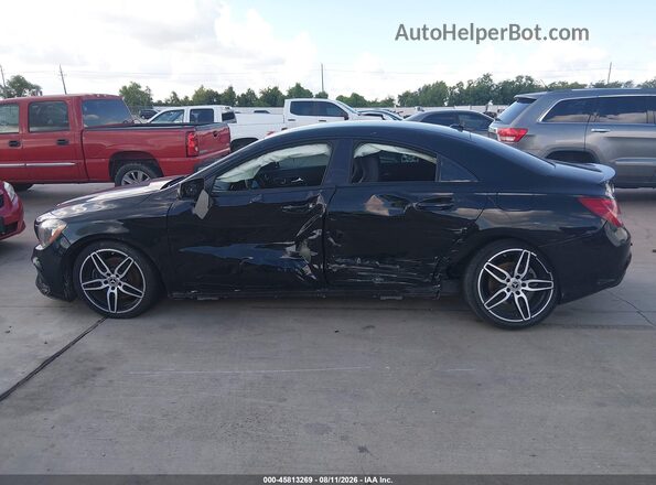 WDDSJ4EB9KN726622 2019 MERCEDES-BENZ CLA 250 Black Widok wnętrza 360 stopni