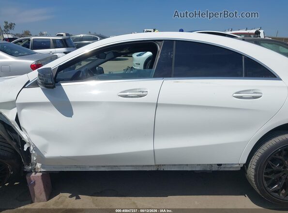 WDDSJ4EB9KN749446 2019 MERCEDES-BENZ CLA 250 White სალონის 360-გრადუსიანი ხედი