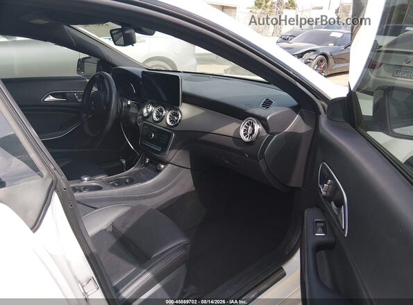 WDDSJ4EB9KN767378 2019 MERCEDES-BENZ CLA 250 White Vista interior delantera
