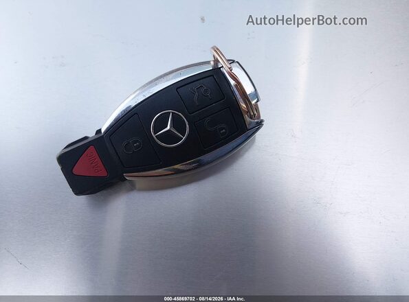 WDDSJ4EB9KN767378 2019 MERCEDES-BENZ CLA 250 White Vista del salpicadero