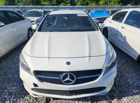 WDDSJ4GB1KN740530 2019 MERCEDES-BENZ CLA-CLASS White Widok z przodu