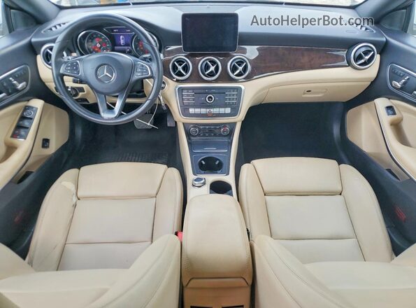 WDDSJ4GB2JN691806 2018 MERCEDES-BENZ CLA-CLASS White Widok deski rozdzielczej