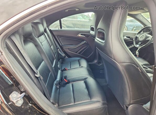 WDDSJ4GB7KN757414 2019 MERCEDES-BENZ CLA-CLASS Black Vista interior trasera