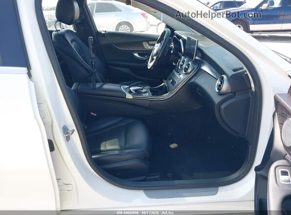 WDDWF4JB0GR135264 2016 MERCEDES-BENZ C-CLASS White Widok wnętrza z przodu
