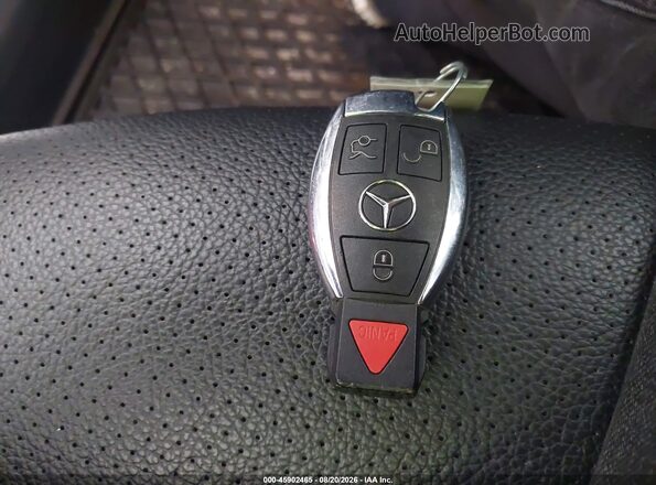 WDDWF4JB1JR348313 2018 MERCEDES-BENZ C-CLASS Silver Widok deski rozdzielczej