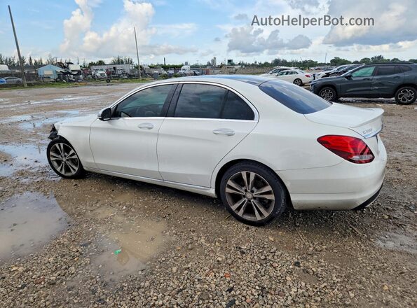 WDDWF4JB2HR246500 2017 MERCEDES-BENZ C White უკანა მარცხენა