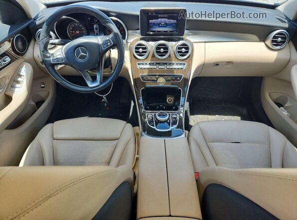 WDDWF4JB3JR330833 2018 MERCEDES-BENZ C White Vista del salpicadero