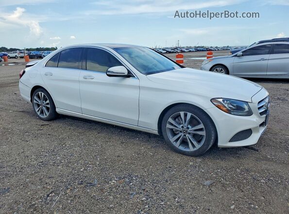 WDDWF4JB5JR314455 2018 MERCEDES-BENZ C White Delantero derecho