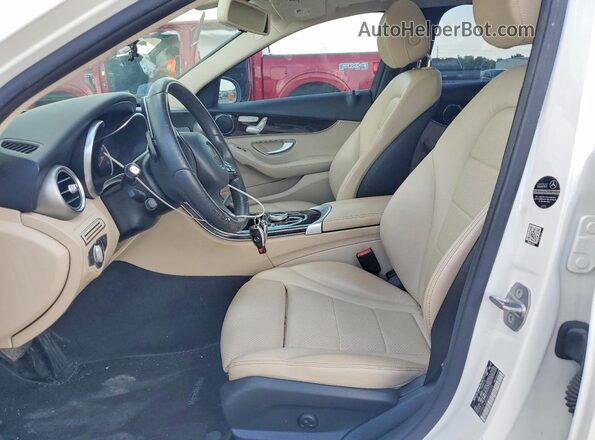 WDDWF4JB5JR314455 2018 MERCEDES-BENZ C White Vista interior delantera