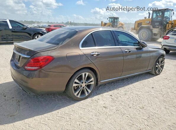 WDDWF4JB9GR183989 2016 MERCEDES-BENZ C Brown Trasero derecho