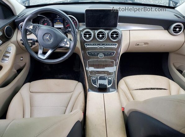 WDDWF4JBXGR147552 2016 MERCEDES-BENZ C Черный Вид панели приборов