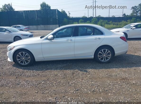 WDDWF4KB2HR235883 2017 MERCEDES-BENZ C-CLASS White Widok wnętrza 360 stopni
