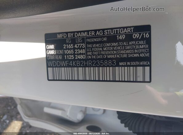 WDDWF4KB2HR235883 2017 MERCEDES-BENZ C-CLASS White Widok komory silnika