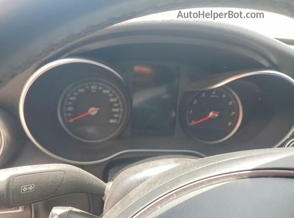 WDDWF4KB2JR403981 2018 MERCEDES-BENZ C White Vista del cuadro de instrumentos
