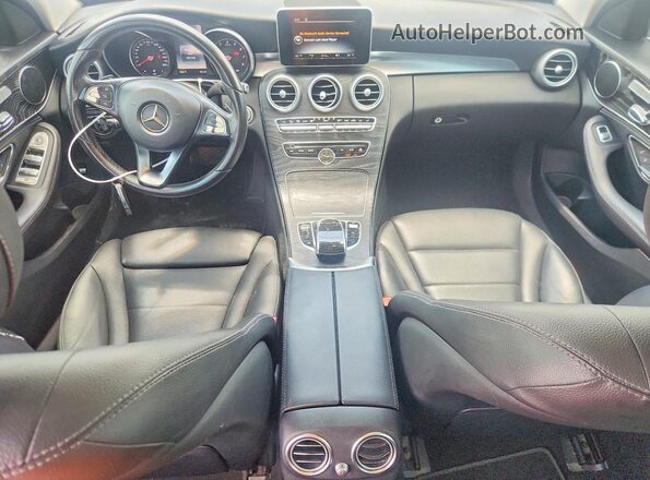 WDDWF4KB3GR131675 2016 MERCEDES-BENZ C Черный Вид панели приборов