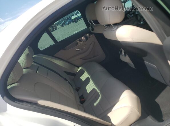 WDDWF4KB5JR348975 2018 MERCEDES-BENZ C White Вид задніх сидінь