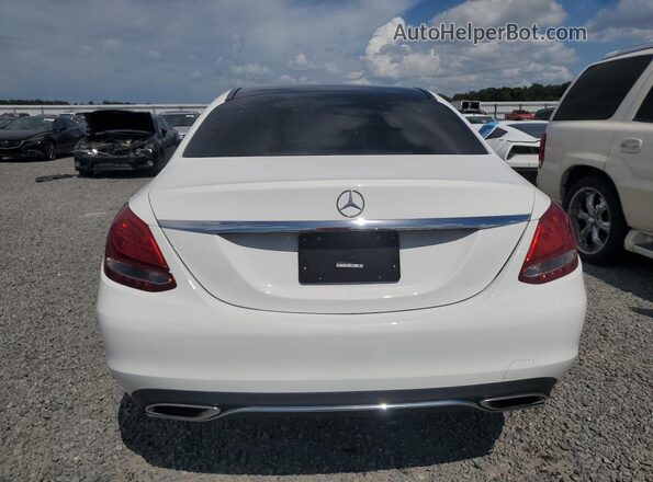 WDDWF4KB5JR348975 2018 MERCEDES-BENZ C White Вид ззаду