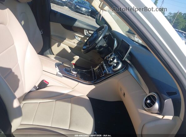 WDDWF4KB5JR400606 2018 MERCEDES-BENZ C-CLASS White Widok wnętrza z przodu