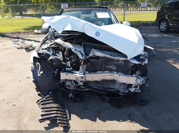 WDDWF4KB6GR133372 2016 MERCEDES-BENZ C-CLASS White Widok z przodu
