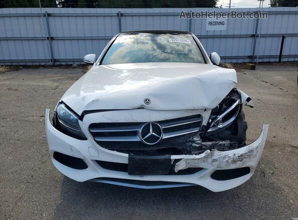 WDDWF4KBXJR393670 2018 MERCEDES-BENZ C White Դիմացի տեսք