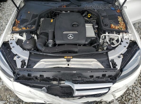 WDDWF4KBXJR411049 2018 MERCEDES-BENZ C White უკანა სალონის ხედი