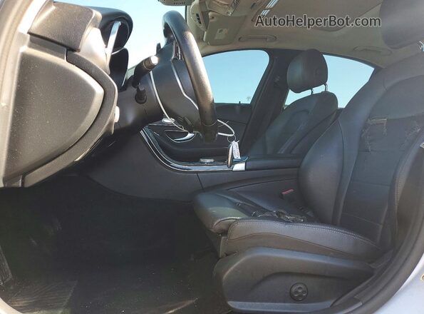 WDDWF8DB1LR532057 2020 MERCEDES-BENZ C Silver Vista interior delantera