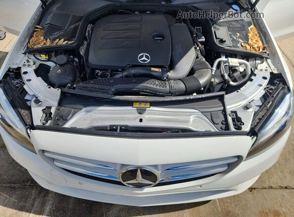 WDDWF8DBXLR561704 2020 MERCEDES-BENZ C White Widok wnętrza z tyłu
