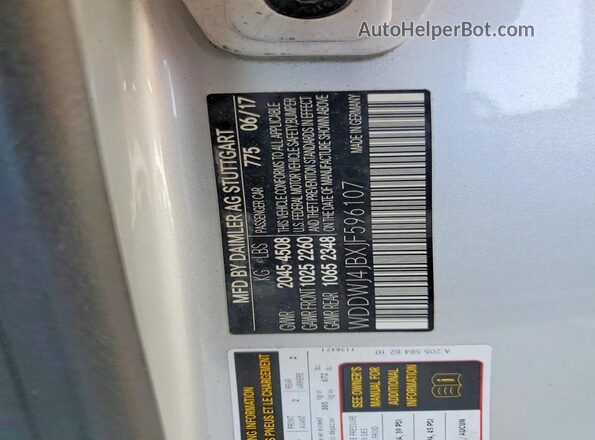 WDDWJ4JBXJF596107 2018 MERCEDES-BENZ C Silver Vista del compartimento del motor
