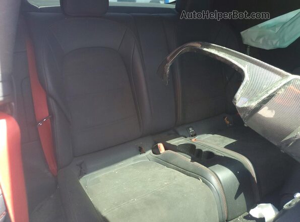 WDDWJ6EB8HF453110 2017 MERCEDES-BENZ C White Vista de los asientos traseros