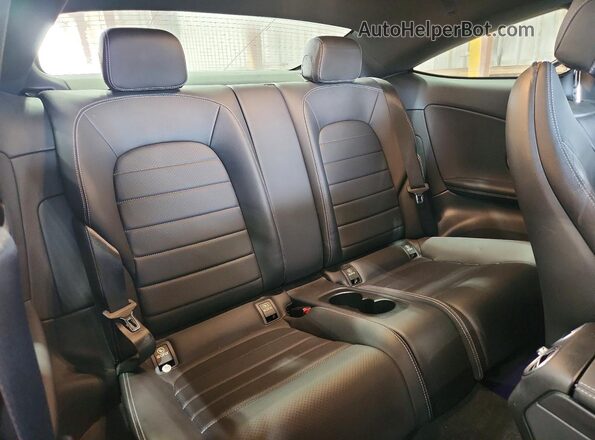WDDWJ8DB2KF775262 2019 MERCEDES-BENZ C Gray Vista de los asientos traseros