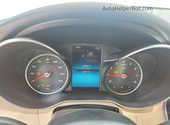 WDDWJ8DB3KF825229 2019 MERCEDES-BENZ C White Vista del cuadro de instrumentos