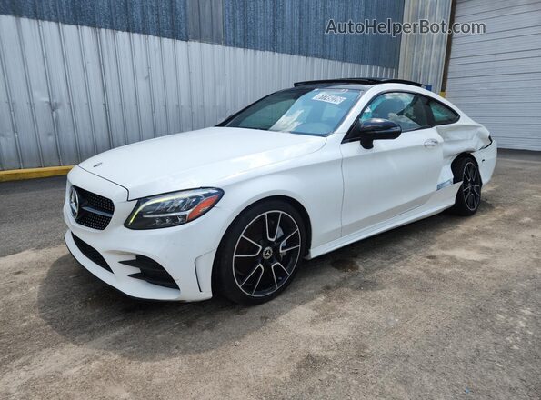 WDDWJ8DB3KF825229 2019 MERCEDES-BENZ C White Vista interior de 360 grados