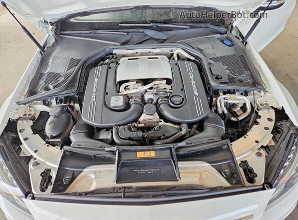 WDDWJ8HB6JF646823 2018 MERCEDES-BENZ C White Widok wnętrza z tyłu