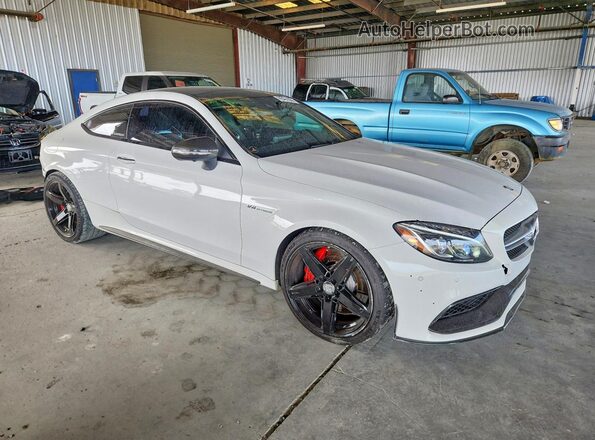WDDWJ8HB6JF646823 2018 MERCEDES-BENZ C White Przód prawy
