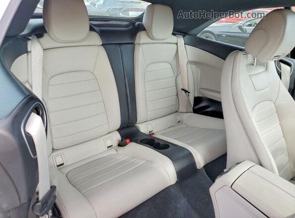 WDDWK4JB7JF617962 2018 MERCEDES-BENZ C Silver უკანა სავარძლების ხედი