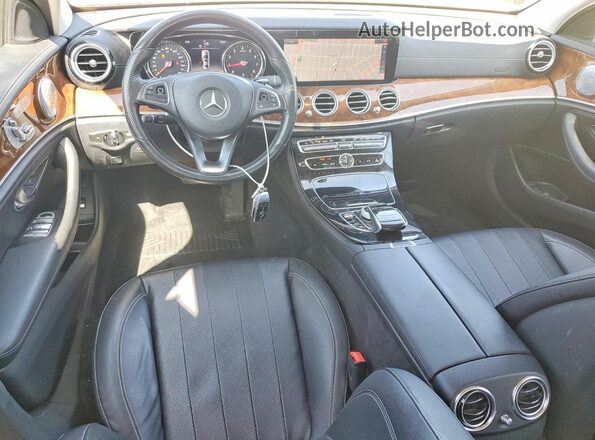 WDDZF4JB0HA069554 2017 MERCEDES-BENZ E Black Вид панелі приладів