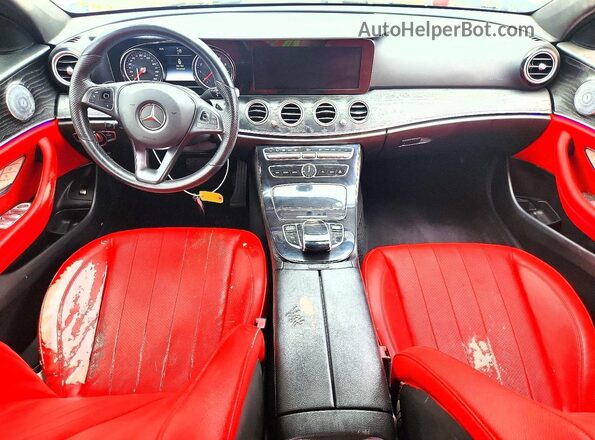 WDDZF4JB0HA240769 2017 MERCEDES-BENZ E Белый Вид панели приборов
