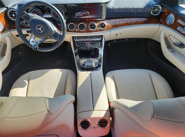 WDDZF4JB0JA445188 2018 MERCEDES-BENZ E Серебряный Вид панели приборов