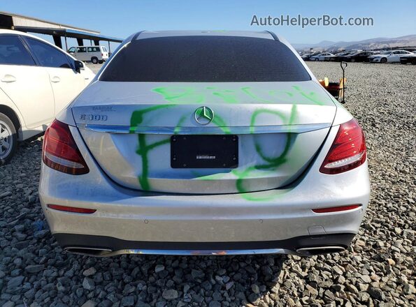 WDDZF4JB0JA458037 2018 MERCEDES-BENZ E Silver Widok z tyłu