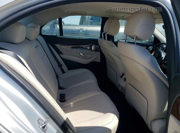 WDDZF4JB1HA158663 2017 MERCEDES-BENZ E Silver Widok tylnych siedzeń