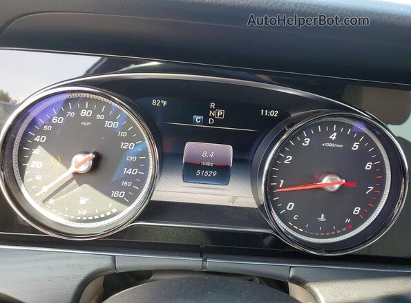 WDDZF4JB1JA355192 2018 MERCEDES-BENZ E Black Սարքավորումների վահանակի տեսք