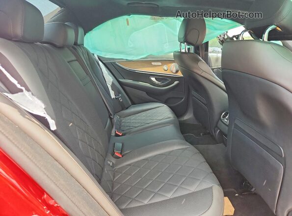 WDDZF4JB2JA302615 2018 MERCEDES-BENZ E Red Widok tylnych siedzeń
