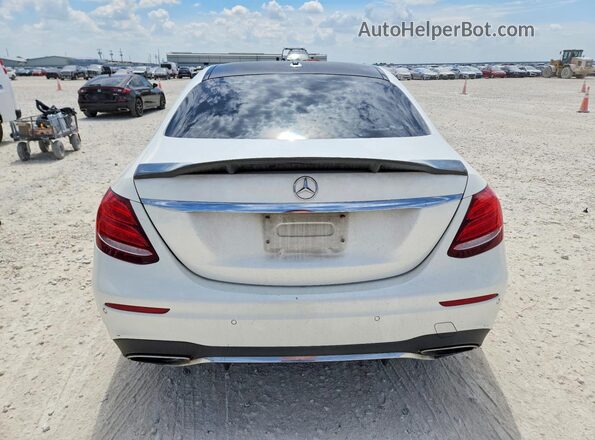WDDZF4JB3HA171558 2017 MERCEDES-BENZ E White Вид ззаду