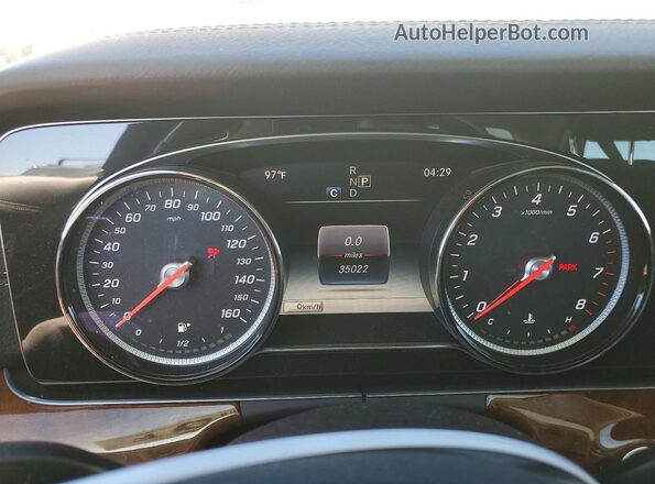 WDDZF4JB3JA342170 2018 MERCEDES-BENZ E White Vista del cuadro de instrumentos