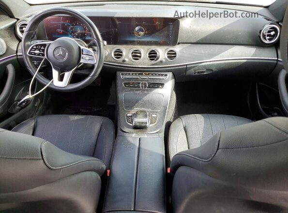 WDDZF4JB3KA662249 2019 MERCEDES-BENZ E Gray Vista del salpicadero