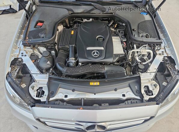 WDDZF4JB5HA260855 2017 MERCEDES-BENZ E Silver Вид задньої частини салону