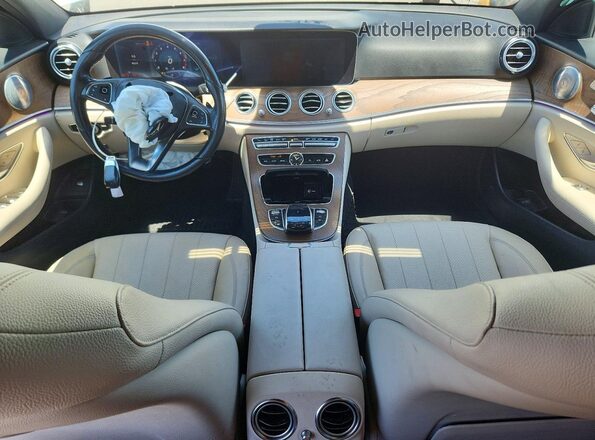WDDZF4JB6JA347136 2018 MERCEDES-BENZ E White Vista del salpicadero