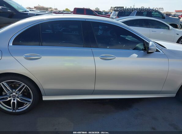 WDDZF4JB7HA049916 2017 MERCEDES-BENZ E-CLASS Gray 360 interior view