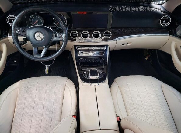 WDDZF4JB7HA188055 2017 MERCEDES-BENZ E Черный Вид панели приборов