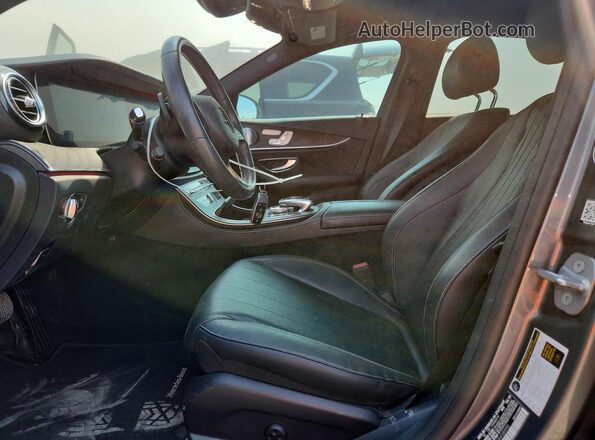 WDDZF4JB7JA458990 2018 MERCEDES-BENZ E Gray წინა სალონის ხედი